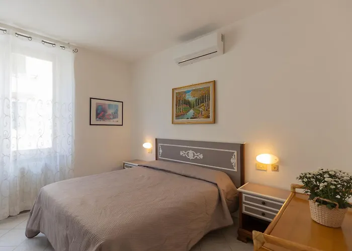 Lentisco Centro By Elbasummer * 마리나디캄포